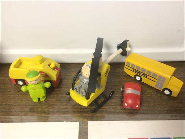 Wooden vehicle assortment