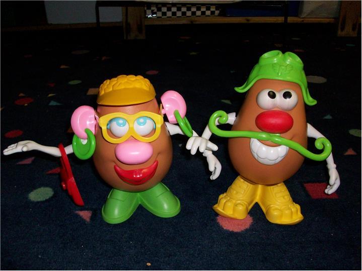 Mr. and Mrs. Potato Head (Mr. and Mrs. Potato Head)